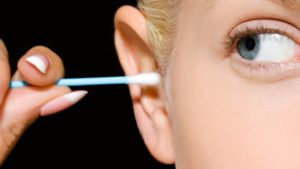 cotton-swab-ear